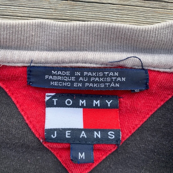 Vintage Tommy Jeans Shirt - Picture 2 of 2